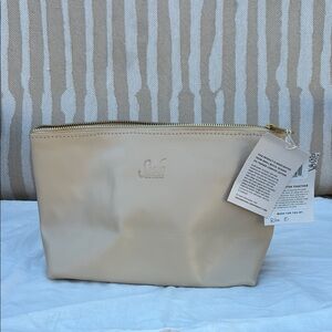 NWT Sseko Alabaster leather Cosmetic Bag